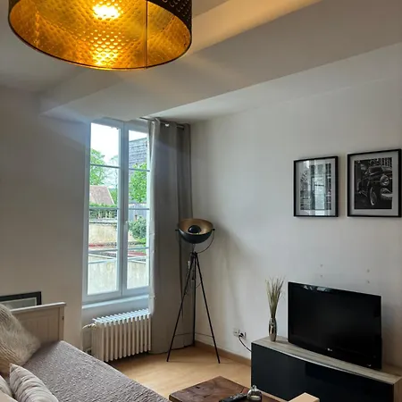 Cosy Centre-ville Apartment *