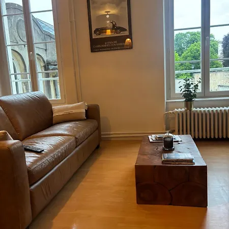 Cosy Centre-ville Apartment *